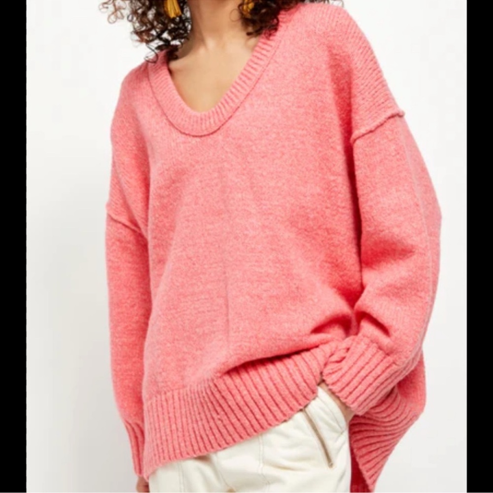 Free People Brookside Coral V-Neck Tunic Sweater